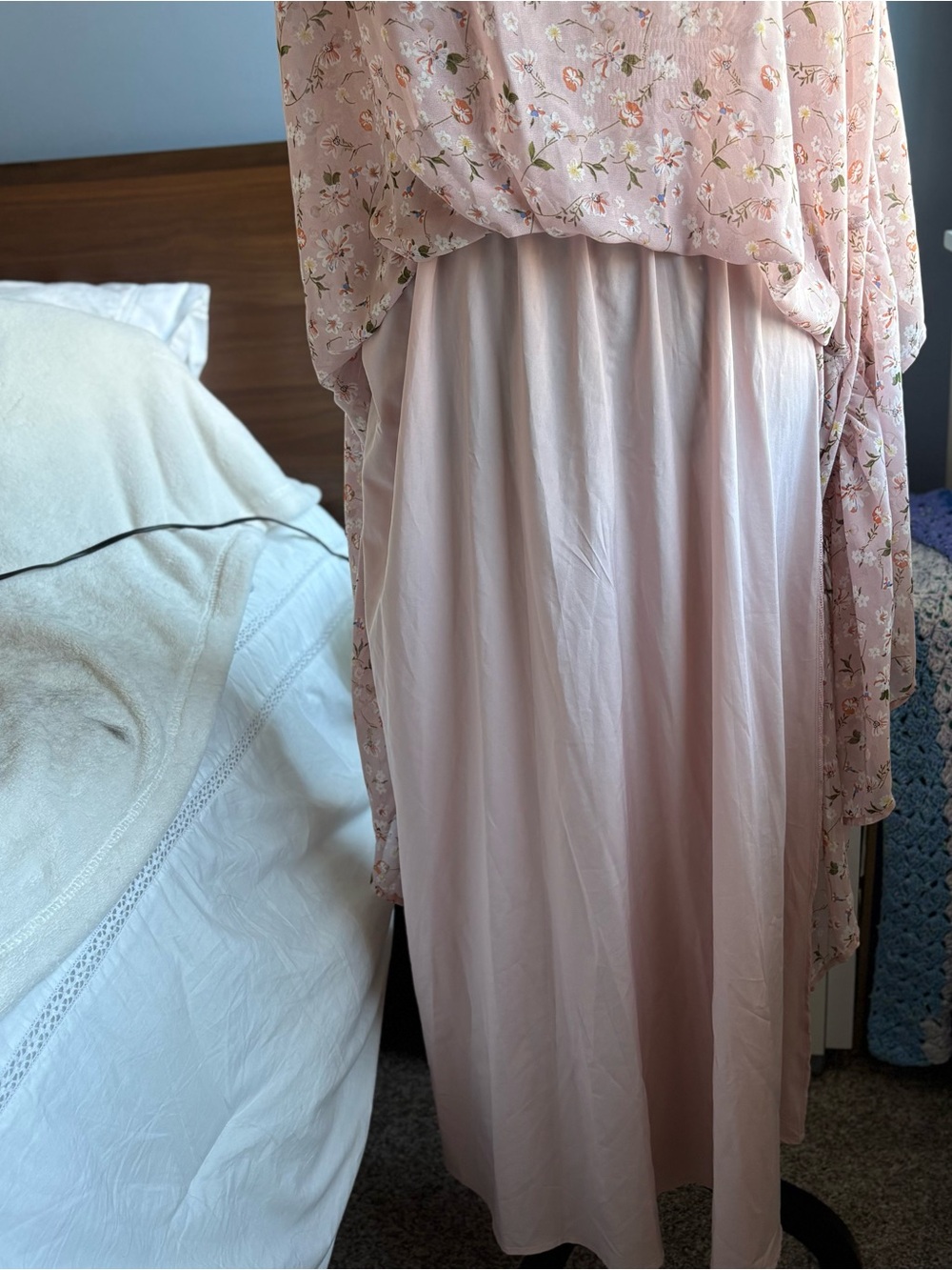 MELLODAY Pink Floral Smocked Maxi Dress with Ruffle Shoulders - Picture 15 of 16